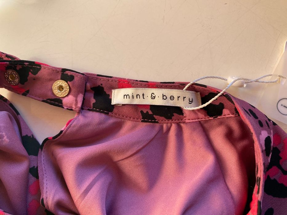 Mint & Berry рокля размер 38 нова с етикет