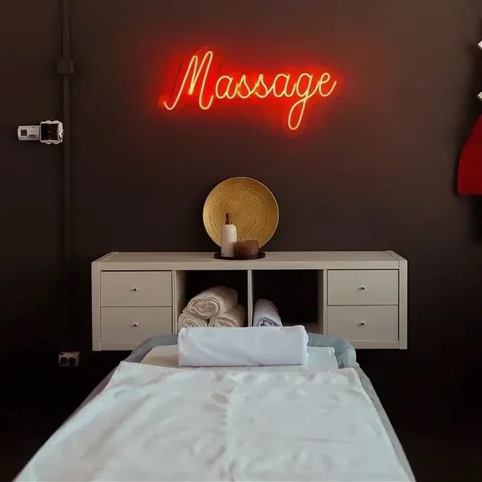 Массаж Алматы выездом