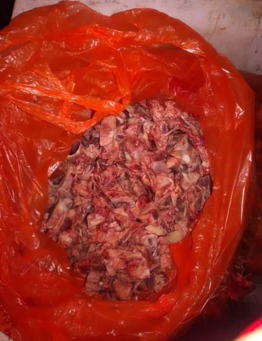 Корм собакам кошкам