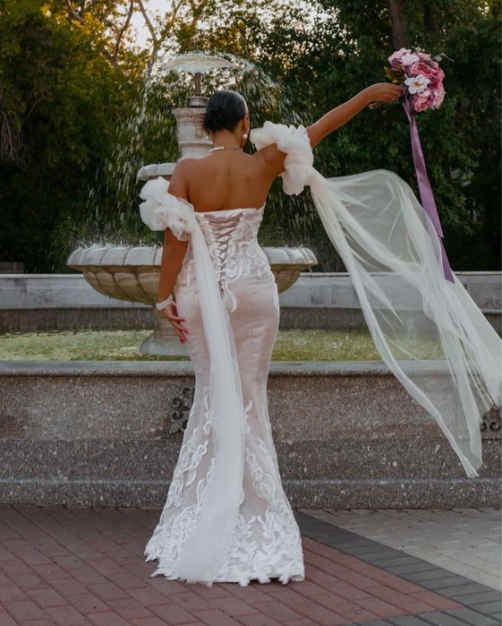 Платье свадебное брендовое