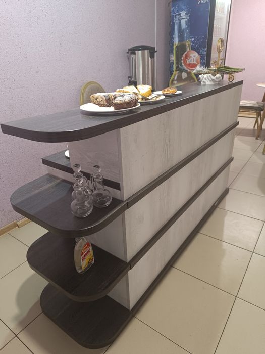 Рецепшн продается в отличном состоянии