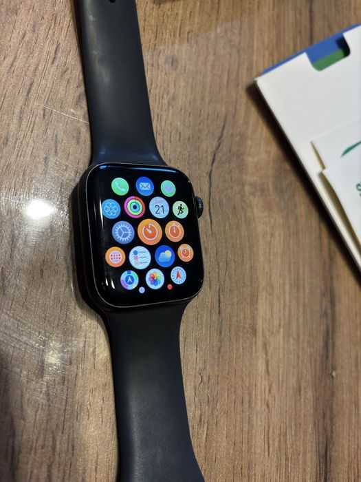 Apple Watch Series 5 2019, GPS+Cellular, Space Gray Aluminium 44 mm