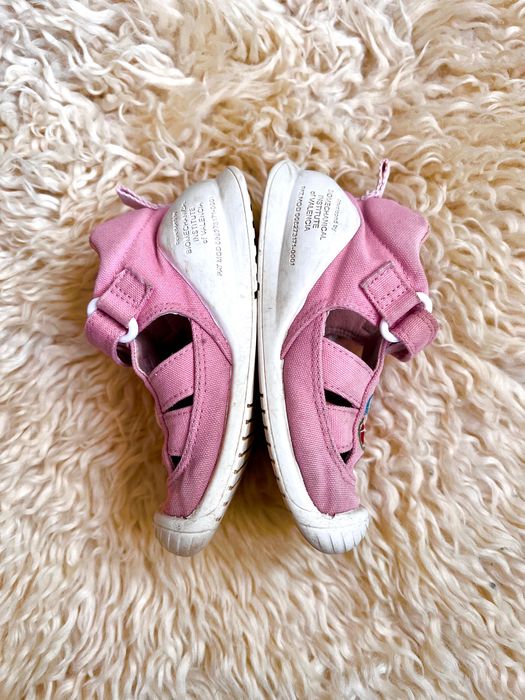 Biomecanics номер 22 за момиче