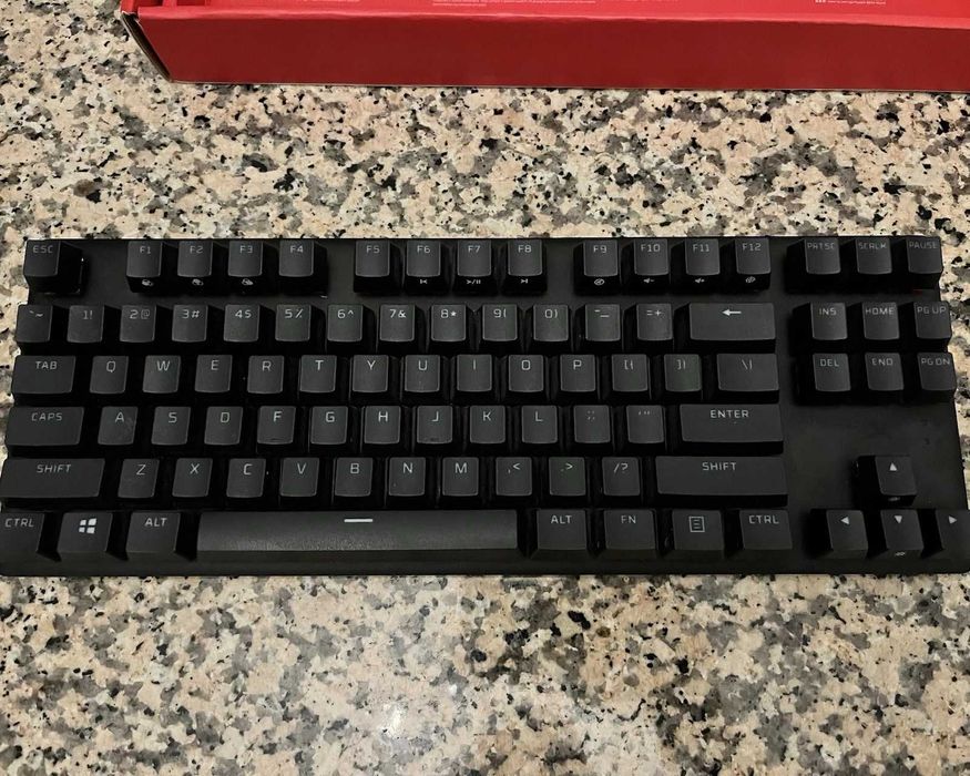 Tastatura gaming mecanica HyperX Alloy Origins Core RGB 75%
