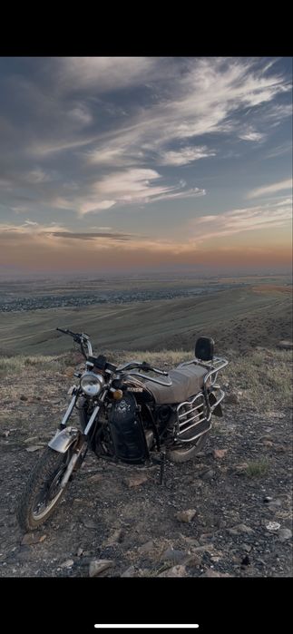 Мотацикл 200 куб