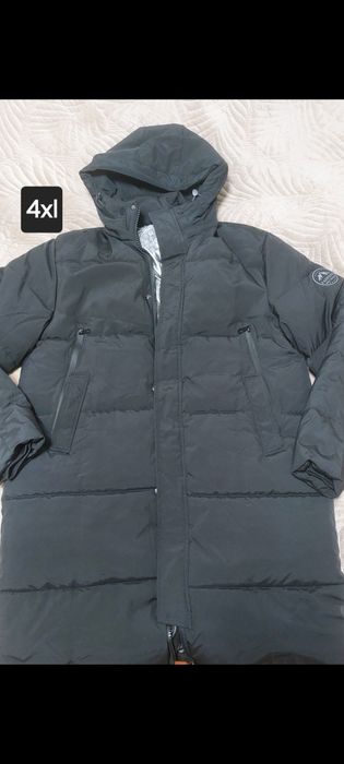 Продам куртки  листайте фото