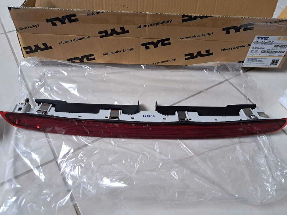 Lampa frana spate centru - stop suplimentar 5E9945097 Skoda, VW, [VAG]