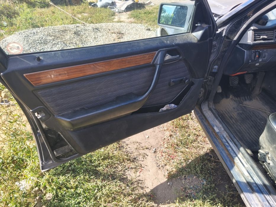 Мерседес Бенц w124