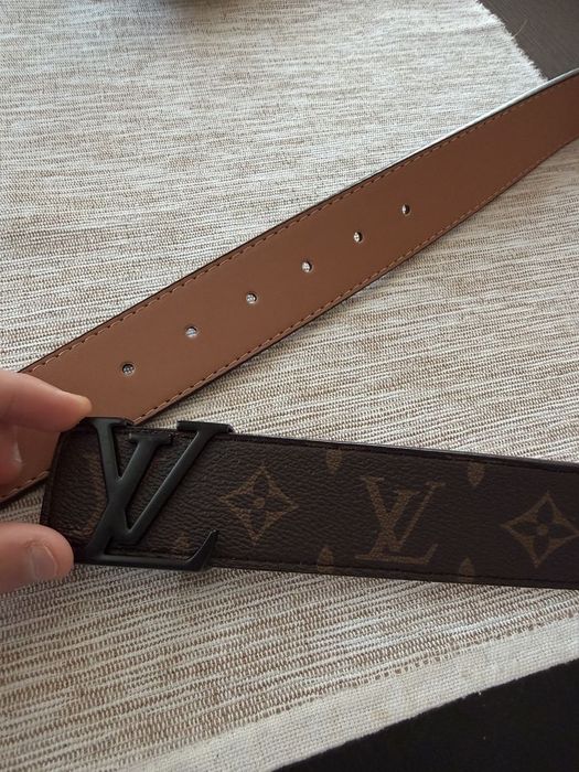 Curea Louis Vuitton maro
