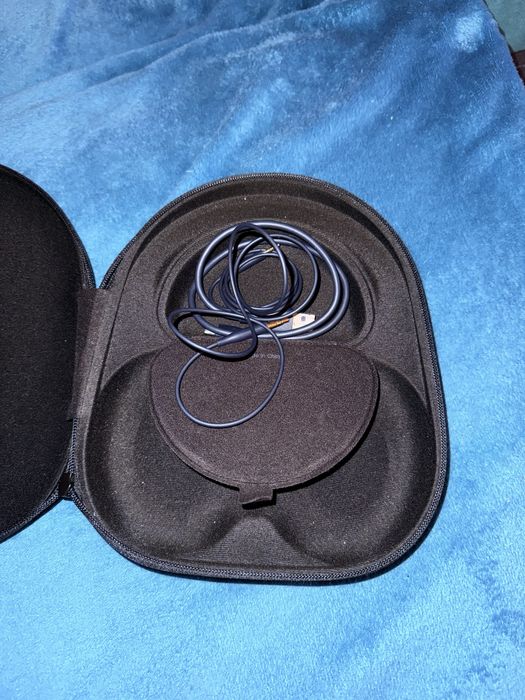 Bose 700 headphones