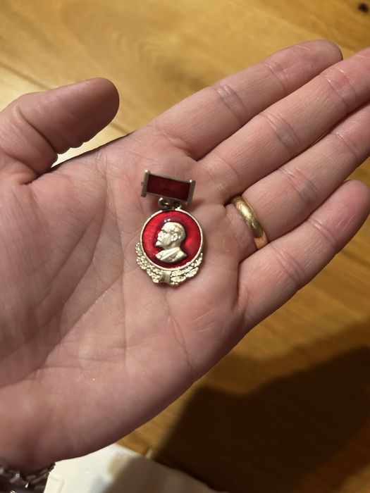 Vand  Medalion LENIN Aur 5k (3 gr.)