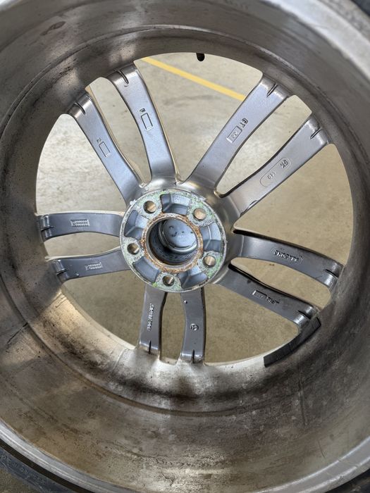 Vand roti iarna audi a5 pe 20, continental 255/40R20