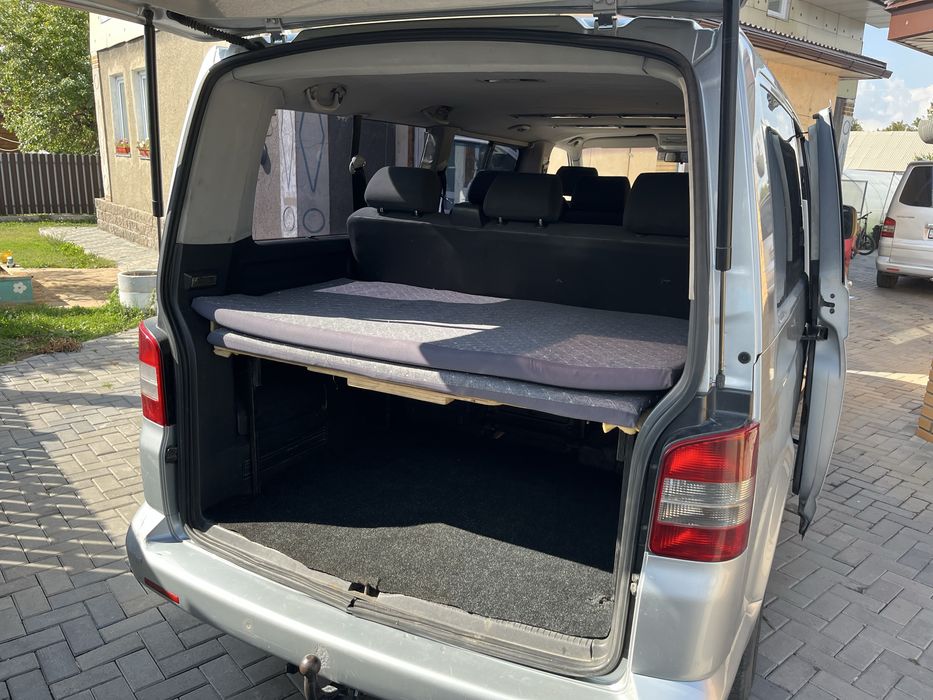 Продам фольсваген т5 9 мест