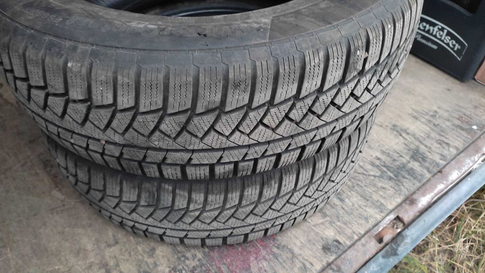 Anvelope iarnă 215/65R17 CONTINENTAL