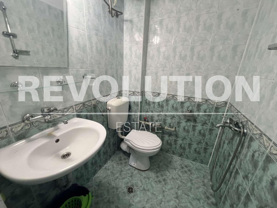 Дава се под наем Двустаен апартамент в Варна, Център - 56 кв.м за 375 € - Снимка #5