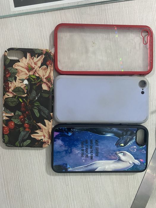 Продам чехлы на 7 айфон