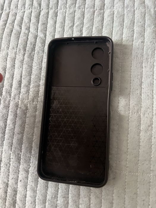 Чехол на телефон