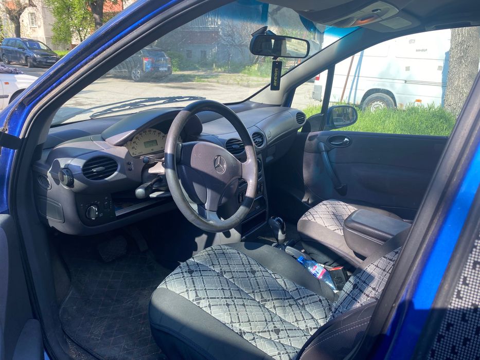 Mercedes A170 кола