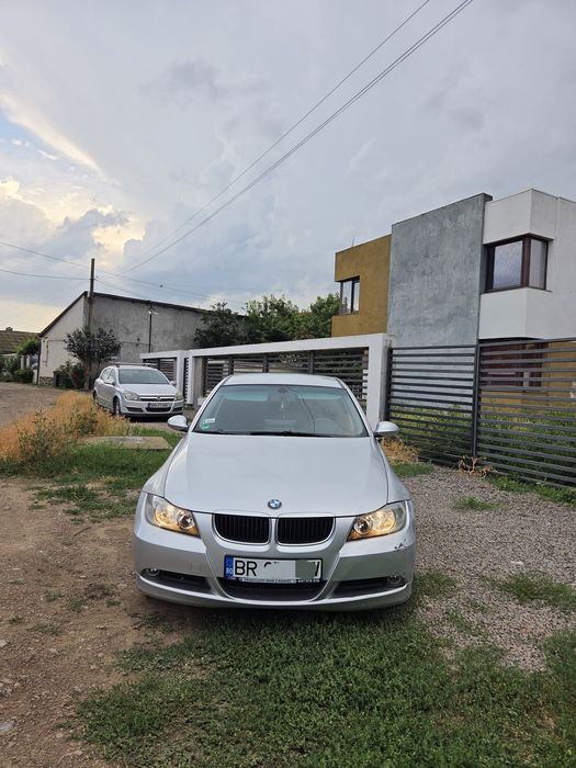 Bmw E90 2.0 Benzină