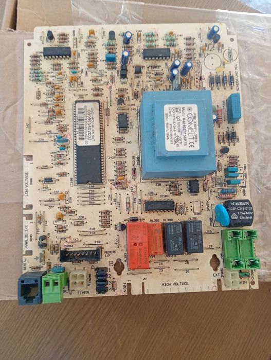 Vând placă electronică centrală termică ASTRON UNO,65100729
