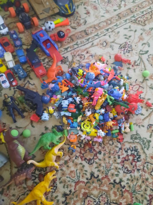 Игрушки для мальчика