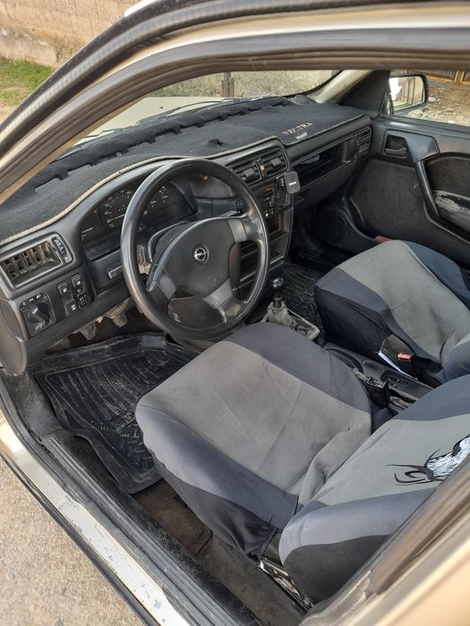 Opel vectra сатылады