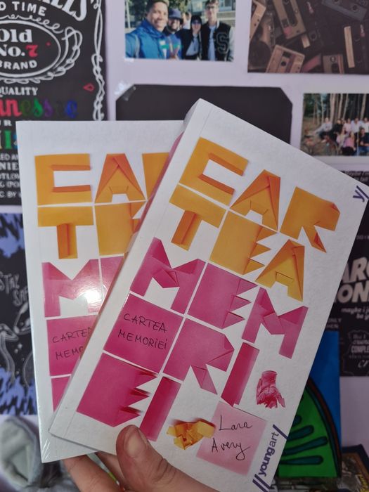 Cartea memoriei-Lara Avery