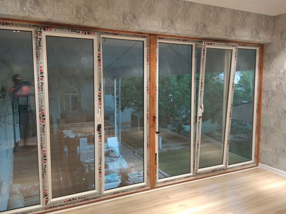 Akfa eshik va romlar