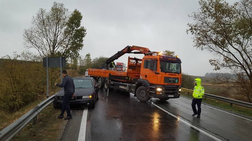 Camion cu macara București - Ilfov | Transport Profesionial 12T Ridicare 4T