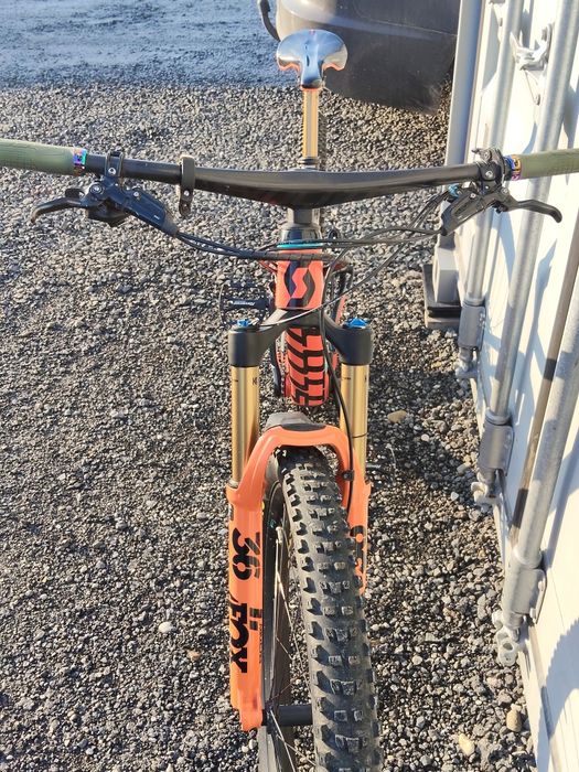 SCOTT  900 tuned ( carbon100%)