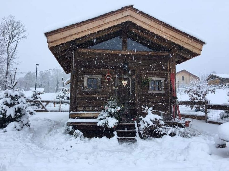 2000€!!! Casuta vintage din lemn de stejar recuperat