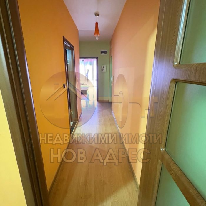 Дава се под наем Двустаен апартамент в Търговище, Център - 61 кв.м за 280.5 € - Снимка #4