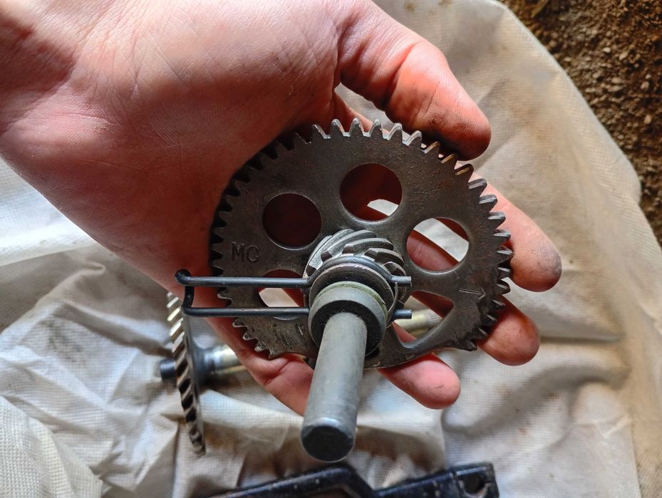 Движок и Кик стартер