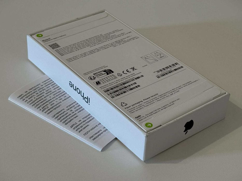Бартер! Чисто НОВ! iPhone 17 Black 24м. Гаранция!