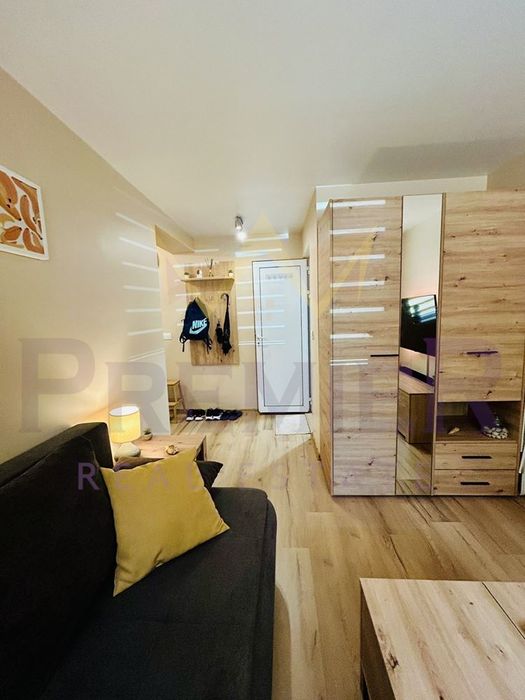 Продава се Двустаен апартамент в Варна, Център - 50 кв.м за 1700 €/кв.м - Снимка #5