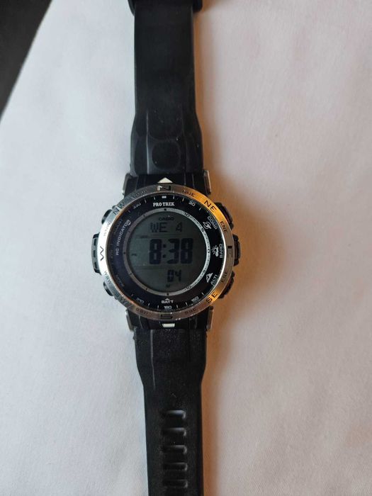 Casio Pro Trek PRW-30-1A – Tough Solar/ MultiBand 6 /Altimeter/Compass