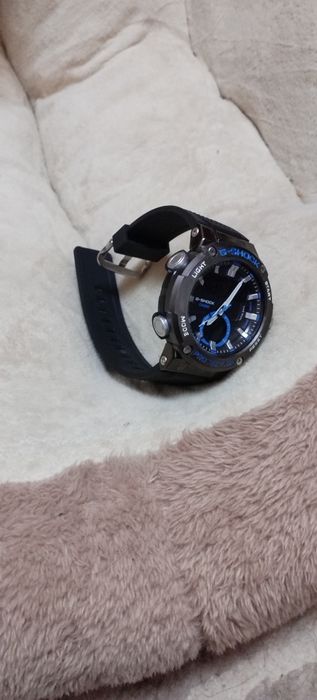 Часовник нов модел