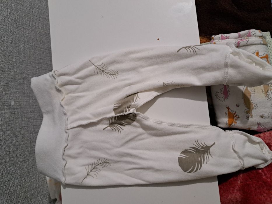 Продам детские вещи до 2 х месяцев