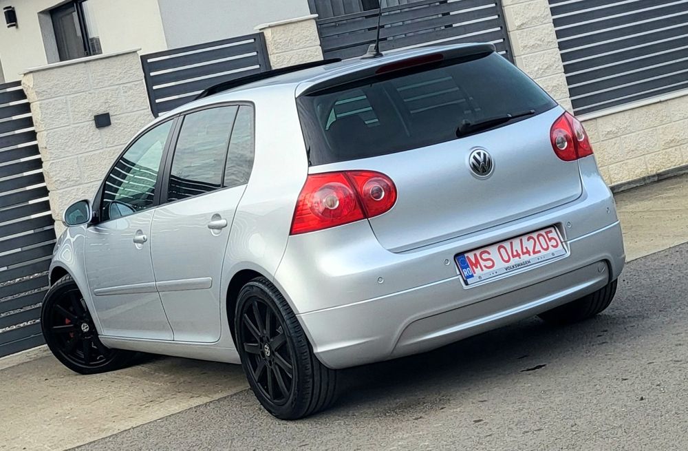 golf 5GT 2.0D 140CP, navi, trapa
