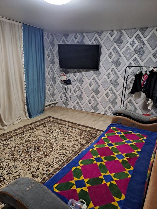 Продам дом на Мурате за магазином саида