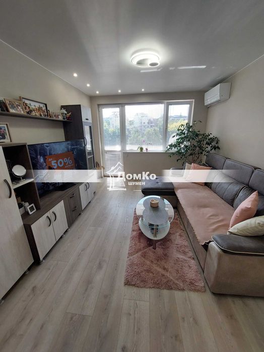 Четиристаен тухлен апартамент Център