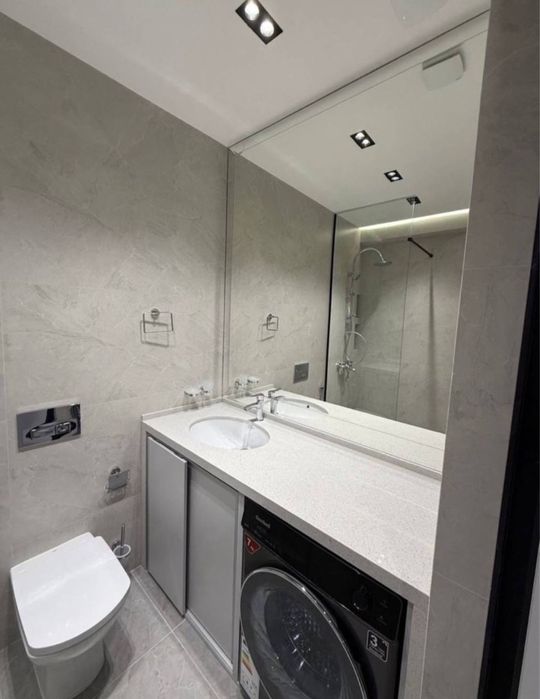 Новостройка NRG U-Tower 1 комнатная 8 этаж, 35м2. Евроремонт. Новая