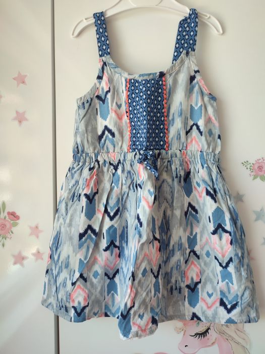 Запазени роклички, размер 104