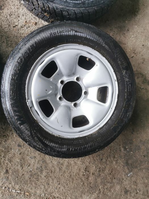 Jante Suzuki Jimmy  R16