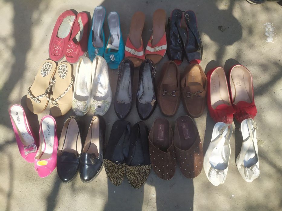Женская обувь разные