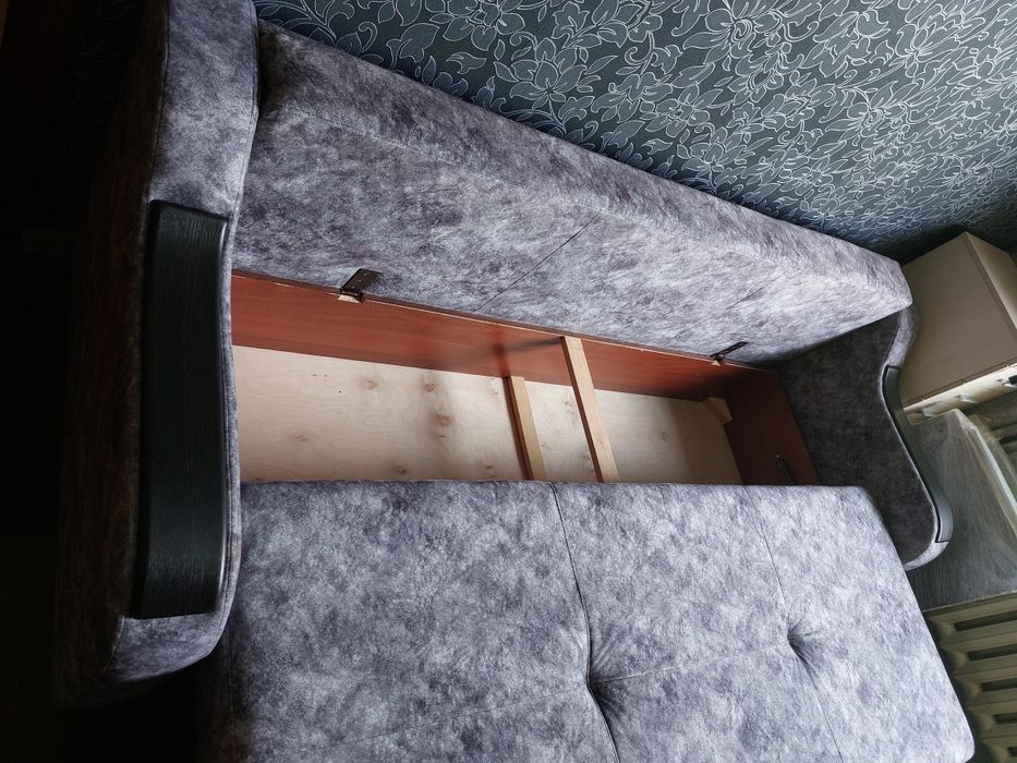 Продам красивый диван