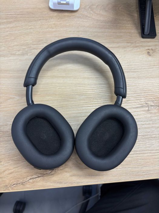 Наушники Sony WH-1000XM5