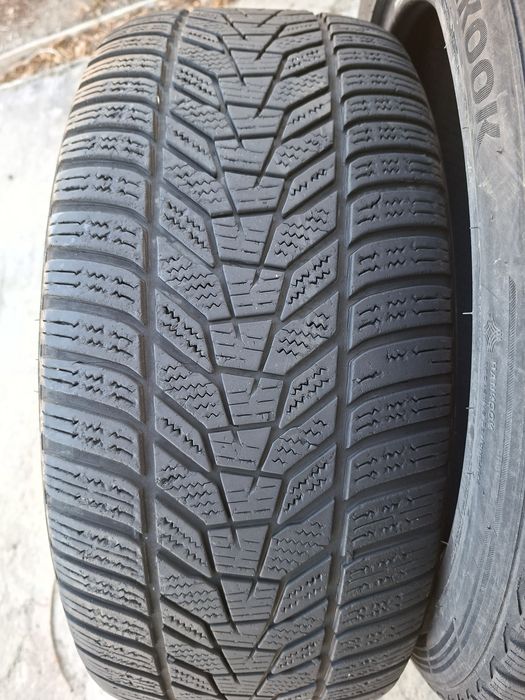 Продам шины 235/45/18 ханкук