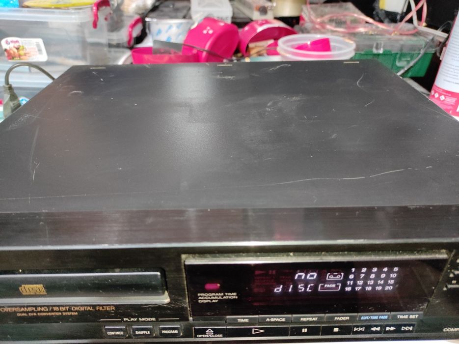 Sony cdp -M49 disc player
