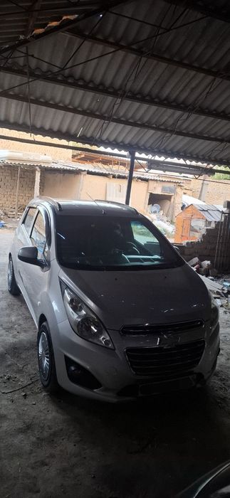 Продается спарк в хорошем состояние